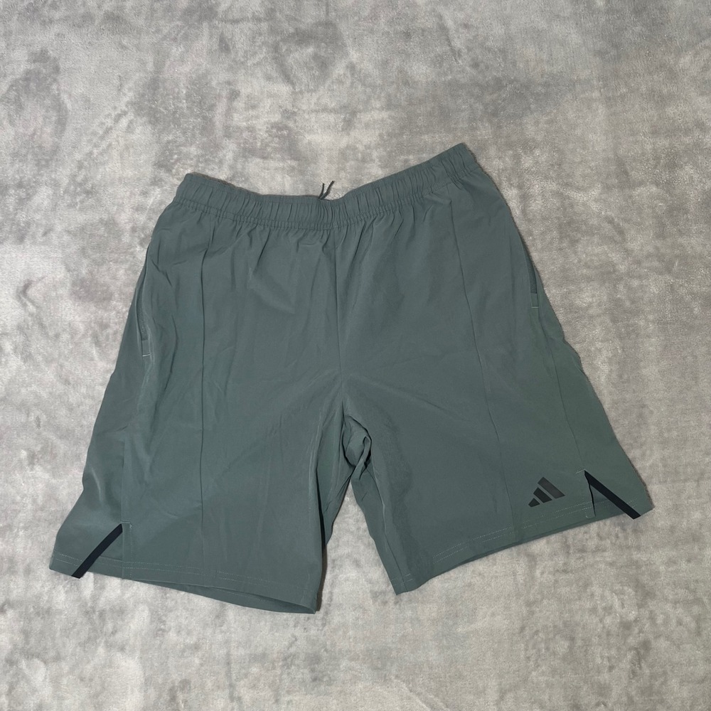 Adidas D4T Training Shorts Men Large Legend Ivy Green 9 Inch Inseam IS2263